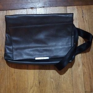Calvin Klein Messenger Bag